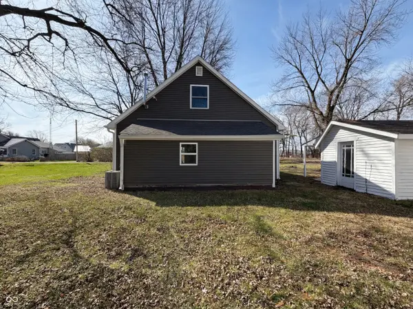 740 1/2 N Main ST, Tipton, IN 46072