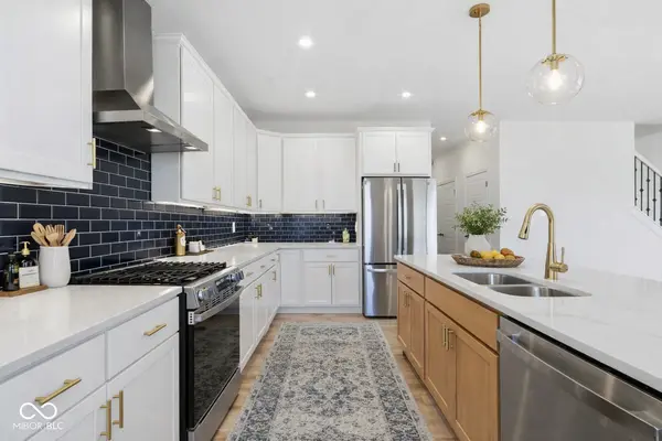 656 Jefferson VLY, Coatesville, IN 46121