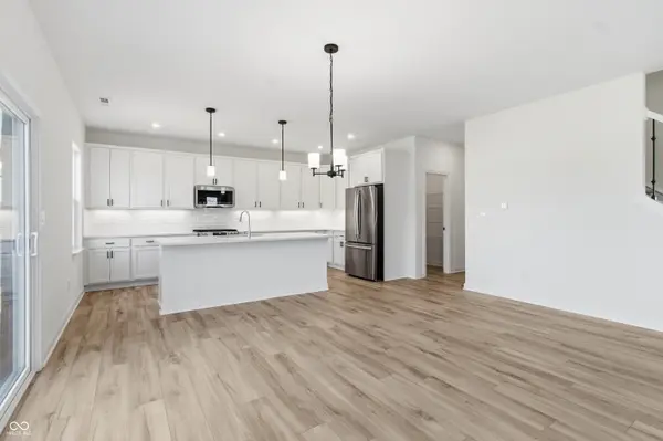 656 Jefferson VLY, Coatesville, IN 46121