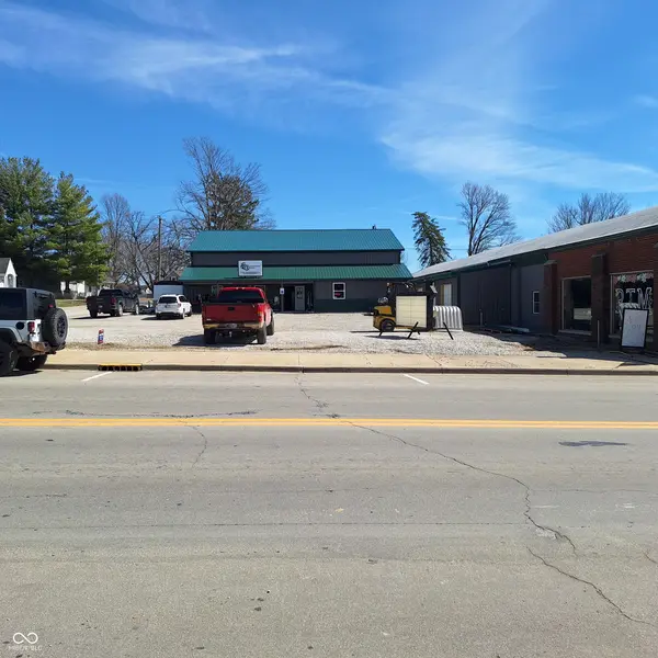 51 N Main ST, Cloverdale, IN 46120