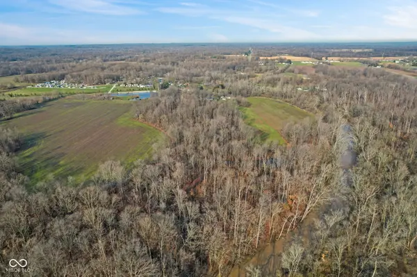10326 Tower RD, Quincy, IN 47456