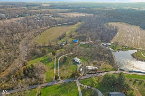 10326 Tower RD, Quincy, IN 47456