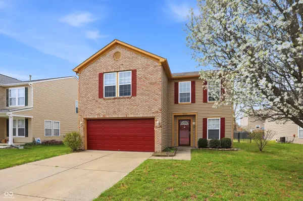 5804 Grassy Bank DR, Indianapolis, IN 46237