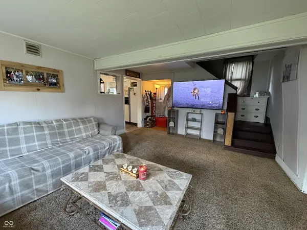221 N Main ST, Modoc, IN 47358