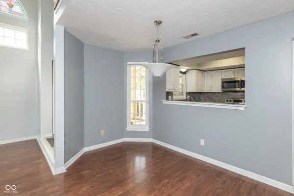 4681 Stansbury LN, Indianapolis, IN 46254