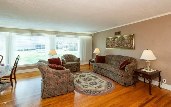 831 North DR, Seymour, IN 47274
