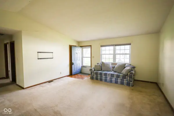 8018 Bryan DR, Indianapolis, IN 46227