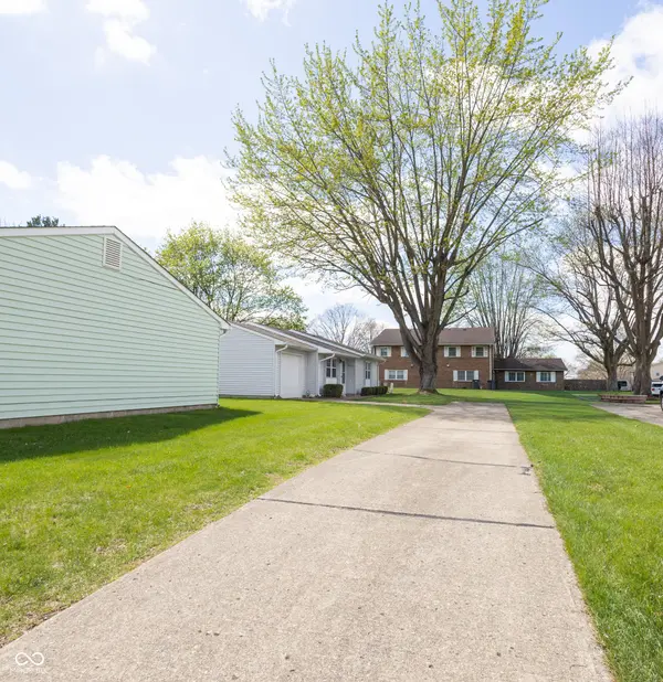 8018 Bryan DR, Indianapolis, IN 46227