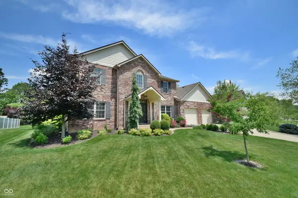 224 W Stoney TRL, Greenfield, IN 46140