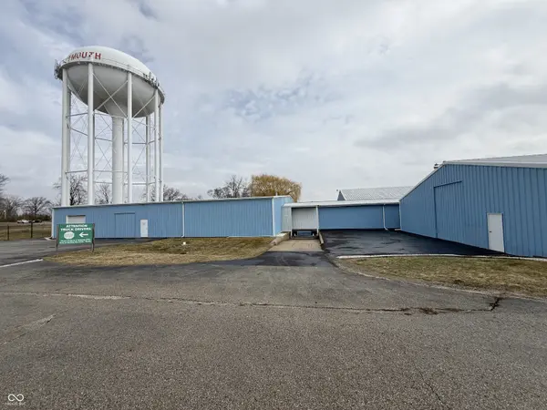 330 Novelty ST, Plymouth, IN 46563