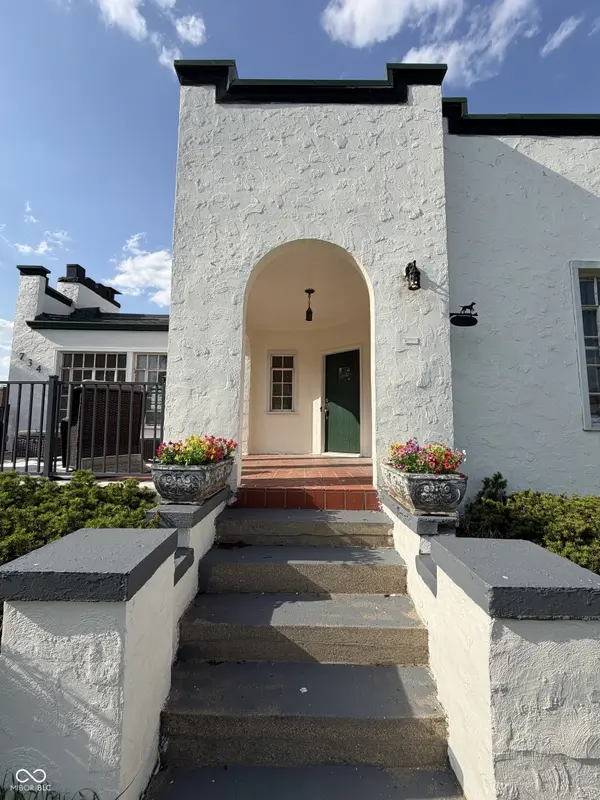 734 W 5th ST, Seymour, IN 47274