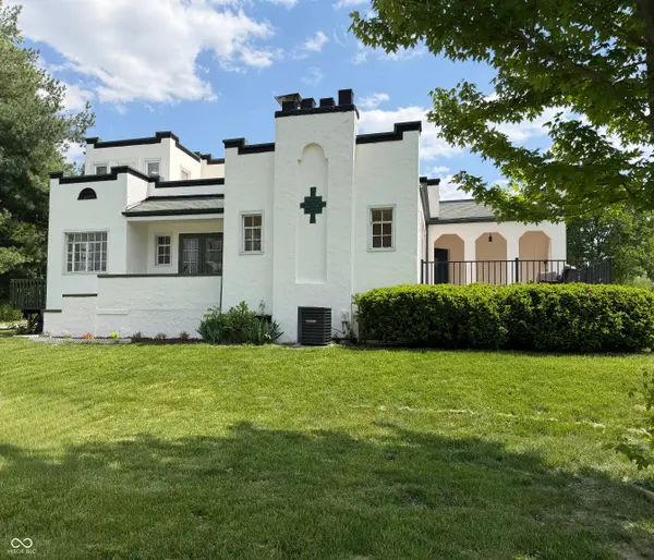 734 W 5th ST, Seymour, IN 47274