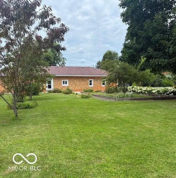 1403 Madison RD, Elwood, IN 46036