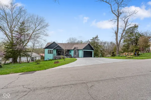 220 N Jefferson ST, Nashville, IN 47448