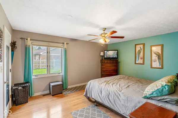 758 Stafford RD, Plainfield, IN 46168