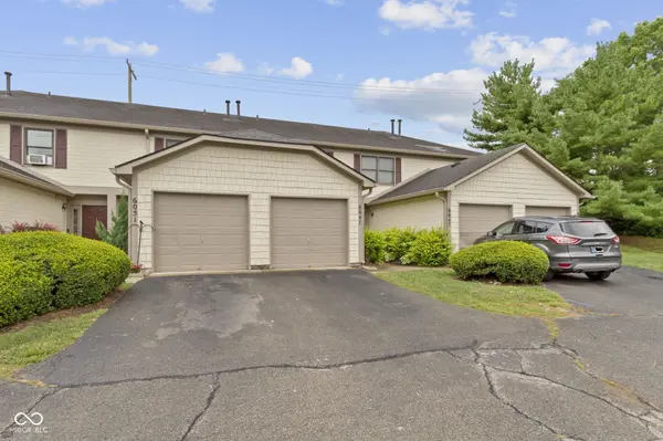 6047 Southbay DR, Indianapolis, IN 46250