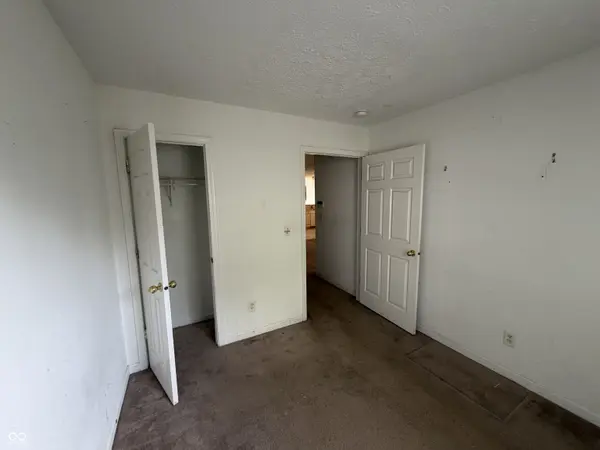 1322 E Naomi ST, Indianapolis, IN 46203