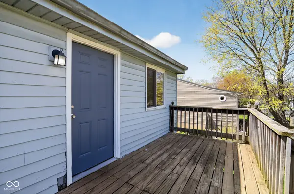 5528 Dollar Hide North DR, Indianapolis, IN 46221