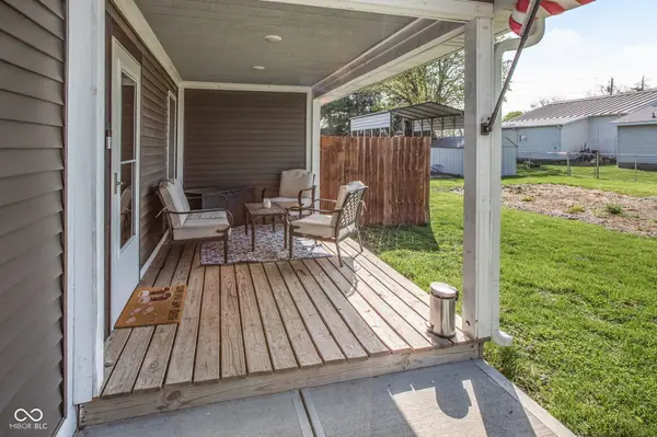 1028 N Walnut ST, Lapel, IN 46051