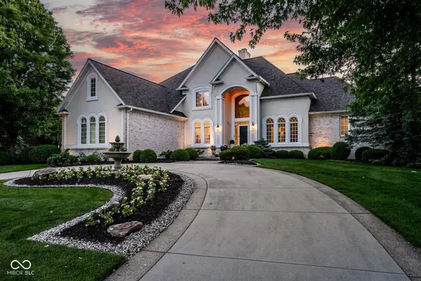 14586 Stonegate CT, Carmel, IN 46032