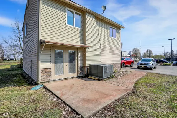 2048 N Morton ST, Franklin, IN 46131