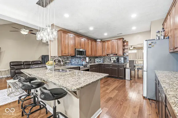 979 Glenmore TRL, Brownsburg, IN 46112