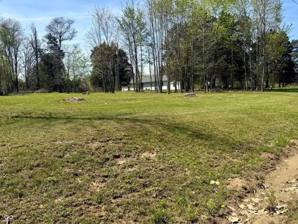 500 Beech RD, North Vernon, IN 47265