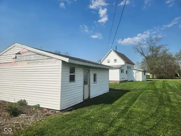 355 W Commerce ST, Dunkirk, IN 47336