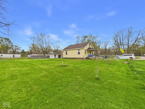 2103 E Yale AVE, Muncie, IN 47303