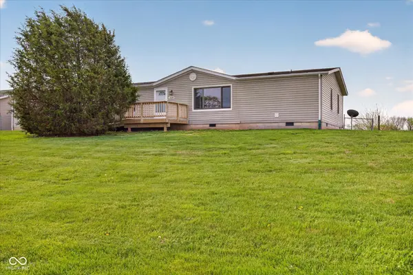 2540 S Meridian RD, Mitchell, IN 47446
