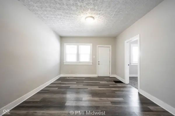 729 N Bosart AVE, Indianapolis, IN 46201
