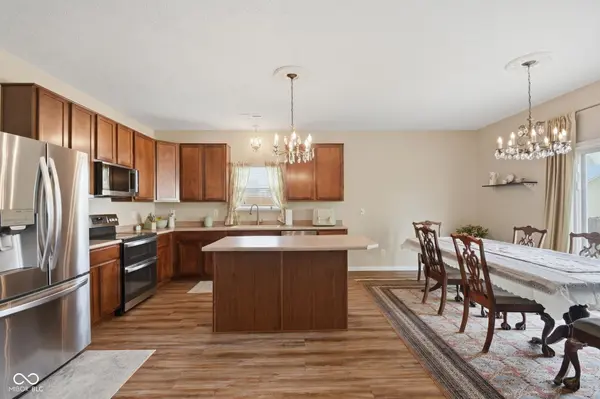 1014 Swinton WAY, Westfield, IN 46074