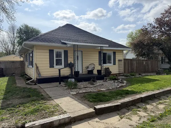 61 S West ST, Rosedale, IN 47874