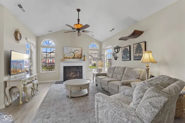 5807 Cool Hollow WAY, Indianapolis, IN 46237