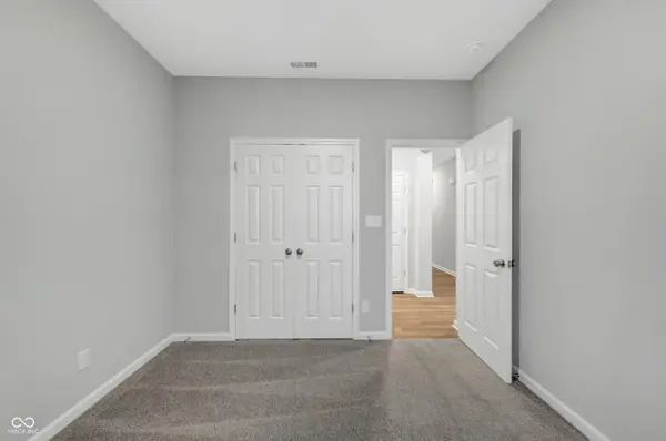 3215 Wrangler DR, Bargersville, IN 46106