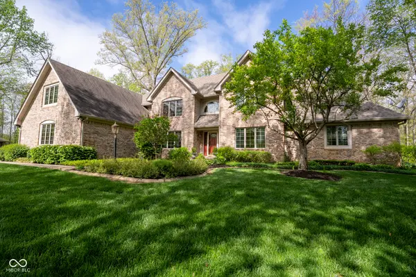 1112 N Dogwood WAY, Greenfield, IN 46140