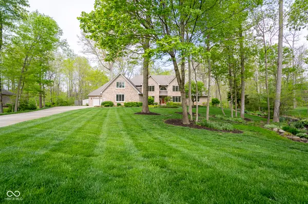1112 N Dogwood WAY, Greenfield, IN 46140