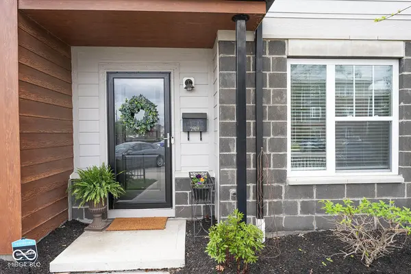 2919 Kirkbride WAY, Indianapolis, IN 46222