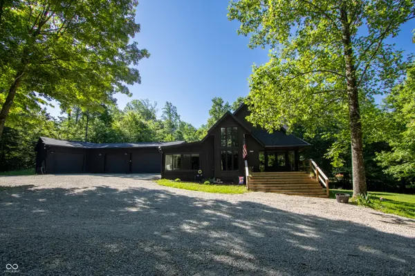 7811 Bean Blossom RD, Trafalgar, IN 46181
