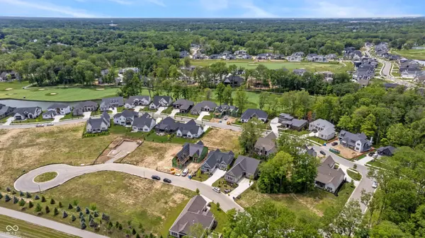 4130 Hartswick CT, Zionsville, IN 46077