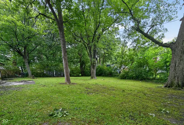 7045 Buick DR, Indianapolis, IN 46214