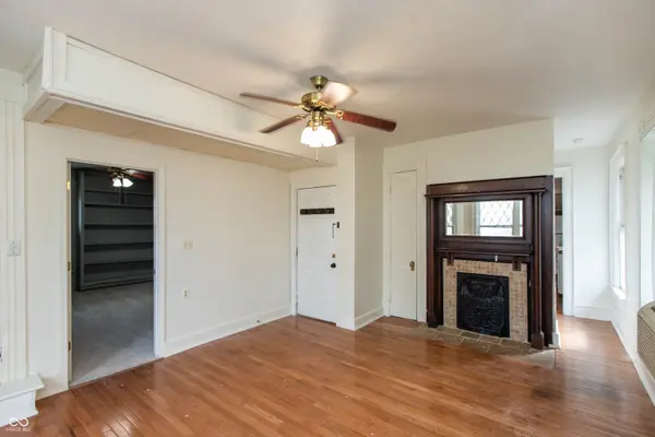 929 Franklin ST, Columbus, IN 47201