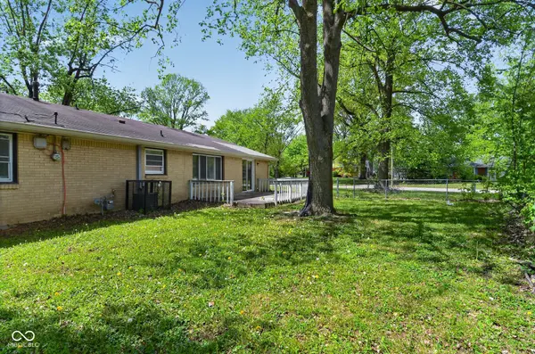 1945 Schwier CT, Indianapolis, IN 46229