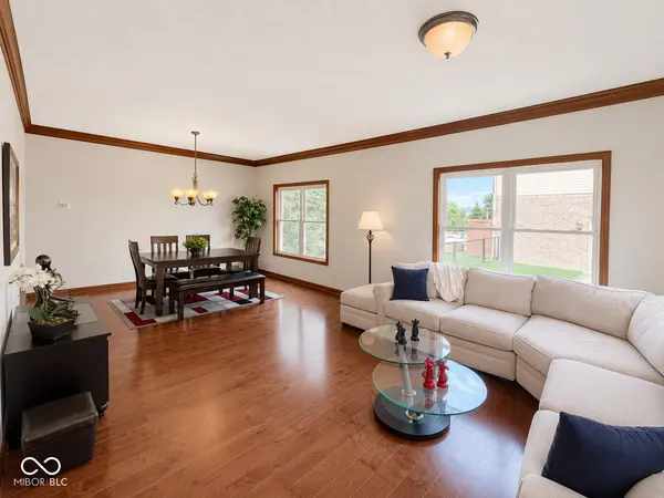 6272 Silver Moon CT, Indianapolis, IN 46259