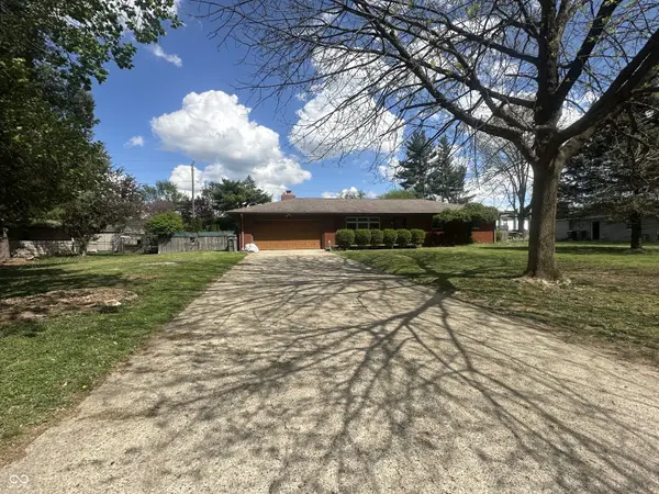 7121 Laurel DR, Indianapolis, IN 46227