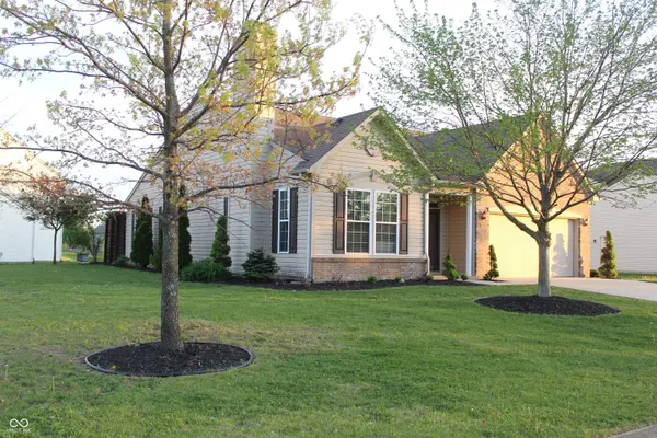 8583 Frosty Rose DR, Avon, IN 46123
