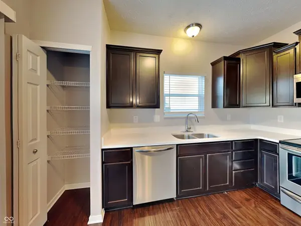 918 Adena LN, Westfield, IN 46074