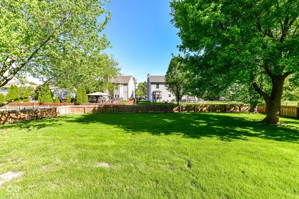 7942 Red Sunset WAY, Avon, IN 46123