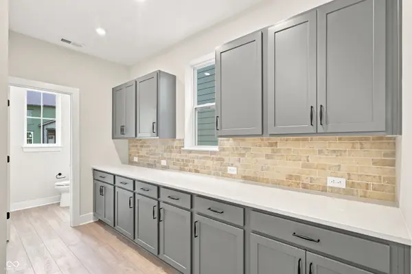 810 Possman WAY, Westfield, IN 46074