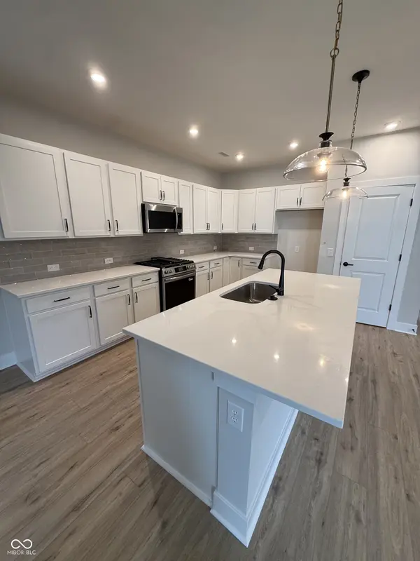 816 Possman WAY, Westfield, IN 46074